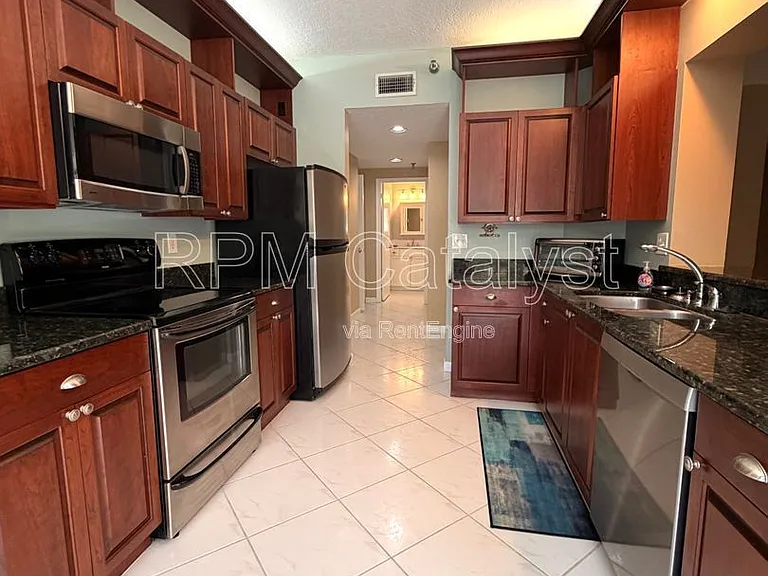 7902 Sailboat Key Blvd S #108 — Photo 4
