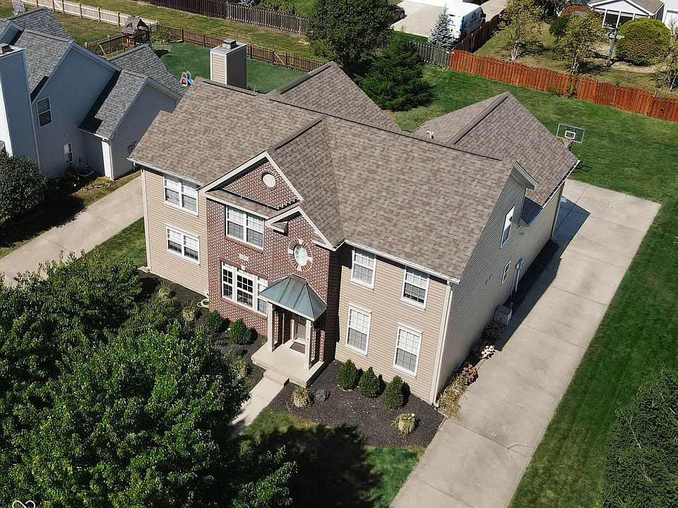 1st image of 738 Piedmont Dr
