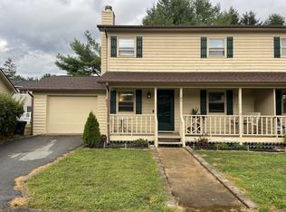 184 Carriage Lamp Ct, Boone, NC 28607