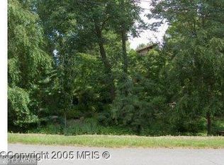 9708 Sunset Dr, Rockville, MD 20850