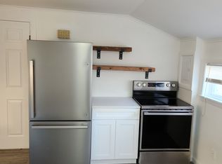 1 bed, 1.0 bath, 690 sqft, $975, Addison, NY 14801