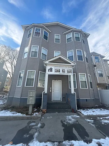 813-815 S 14th St #2 Photo 1