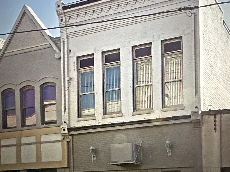 1208 Hull St #2 — Photo 1