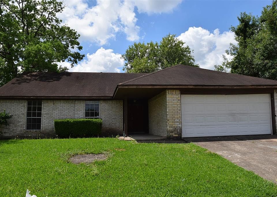 1st image of 6527 Marinwood Dr