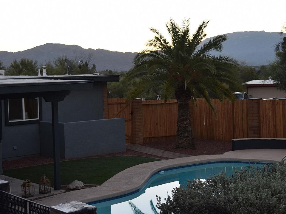 2nd image of 8424 E Amethyst Ln