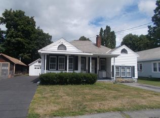 31 Coleman Ave, Hudson Falls, NY 12839
