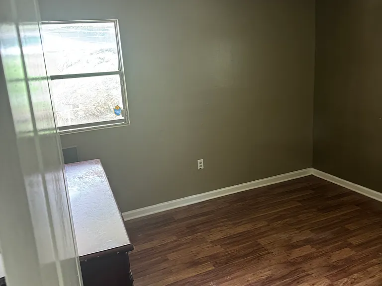 4626 E Dayton Ct — Photo 2