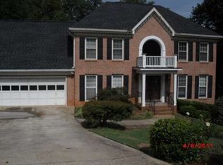 2215 Parliament Dr, Lawrenceville, GA 30043