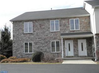 29 Chestnut Commons Ct, Forks Twp, PA 18040