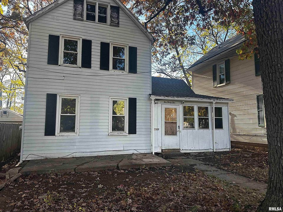 1st image of 535 Van Buren St