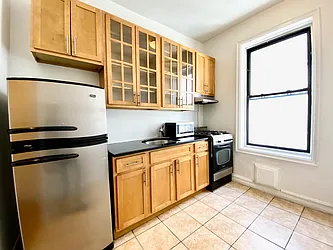 Rented by Living New York