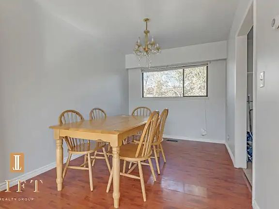 4th image of 9460 Pinewell Cres #9460