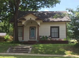 623 N 8th Ave, Durant, OK 74701