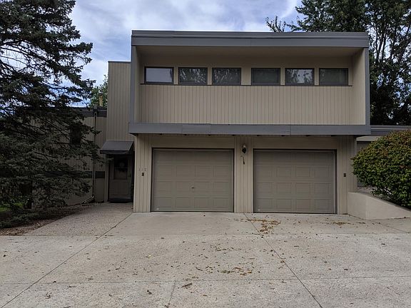 Spacious Double Attached Garage