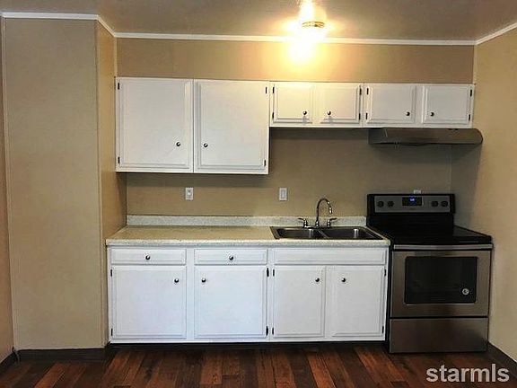 2nd image of 1427 Meadow Crest Dr