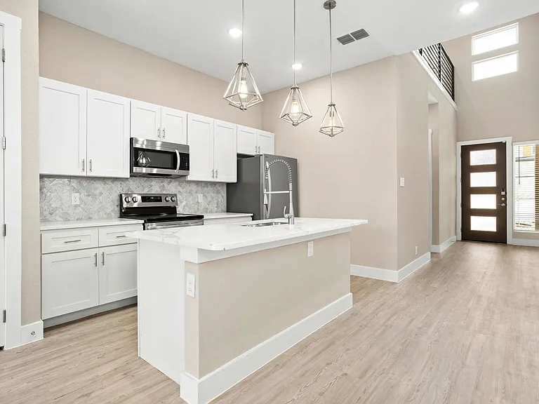 11830 Zarkava Way — Photo 8