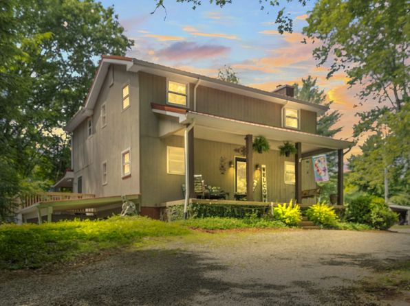 3828 Martins Chapel Rd, Springfield, TN 37172