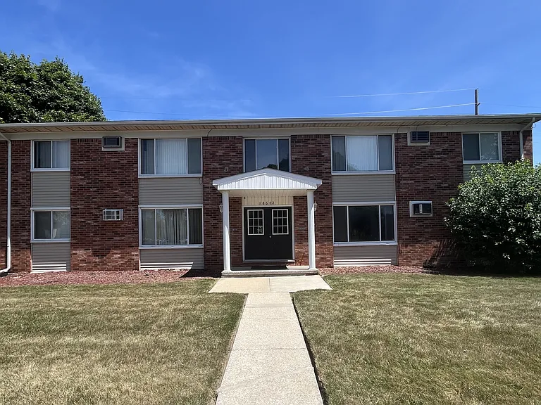 18642 Van Horn Rd — Photo 8