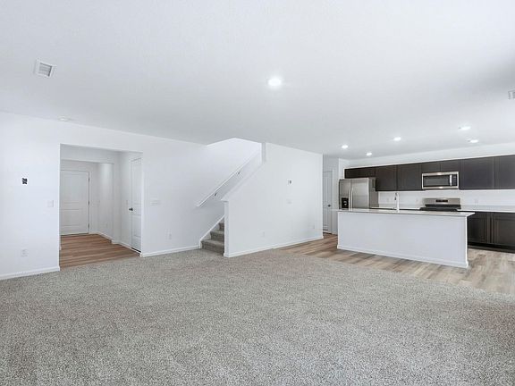 5th image of 5008 Beechmont Ln