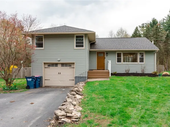 3666 Cold Springs Rd, Baldwinsville, NY 13027