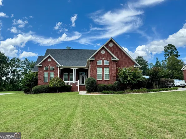 169 Hidden Creek Cir, Lizella, GA 31052