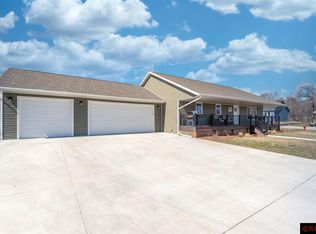 1907 Boulder St, Saint Peter, MN 56082