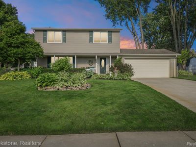 2668 Caterham Dr, Waterford, MI, 48329