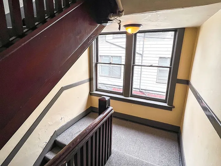 St Florence Apartments — Photo 26