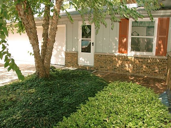 5th image of 3321 Jonquil Dr