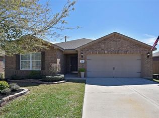 2118 Golden Topaz Dr, Rosharon, TX 77583