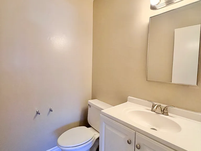 448 Terry Way #D — Photo 11