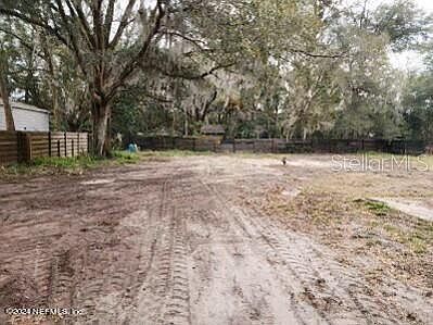 1st image of 3325 S Palm Ave #2