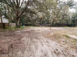 3325 S Palm Ave #2, Palatka, FL 32177