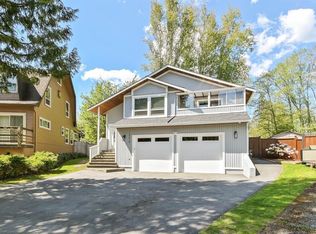 19919 51st Ave, Langley, BC V3A 7P2