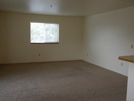 4th image of 655 4th St NE APT C203