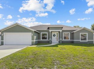 621 SE Prineville St, Port Saint Lucie, FL 34983
