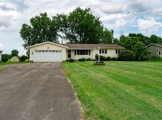 454 Peck Rd, Spencerport, NY 14559