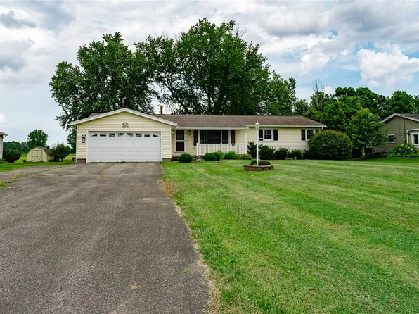 454 Peck Rd, Spencerport, NY 14559