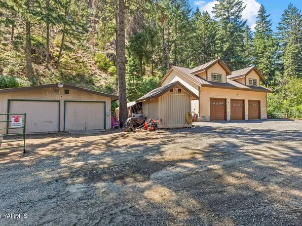 80 Deer Cove Ln, Naches, WA 98937