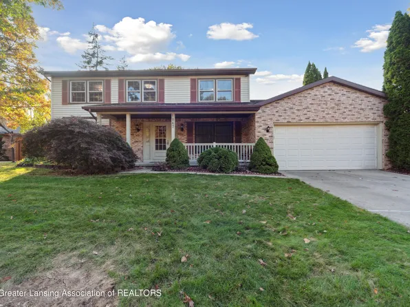 1047 Prescott Dr, East Lansing, MI 48823