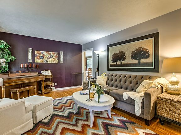 3rd image of 831 S 67th Ave