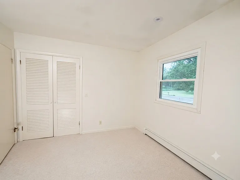 3N139 Cuyahoga Ter — Photo 15