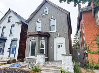 77 Victoria Ave N #3, Hamilton, ON L8L 5E3