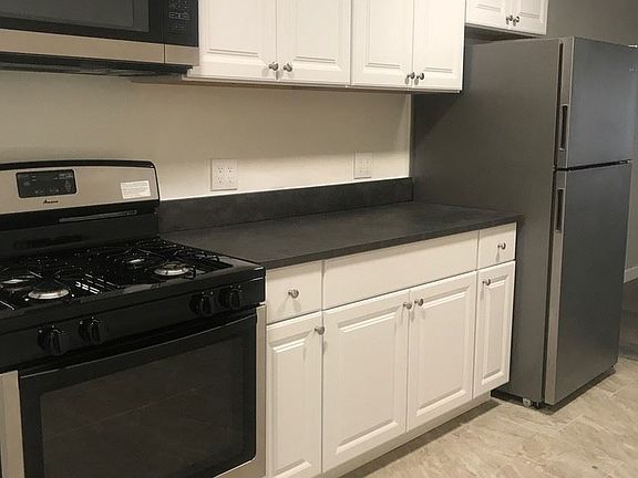 4th image of 1250 N Kingsley Dr APT 204