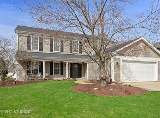 2266 Albright Ln, Wheaton, IL 60189