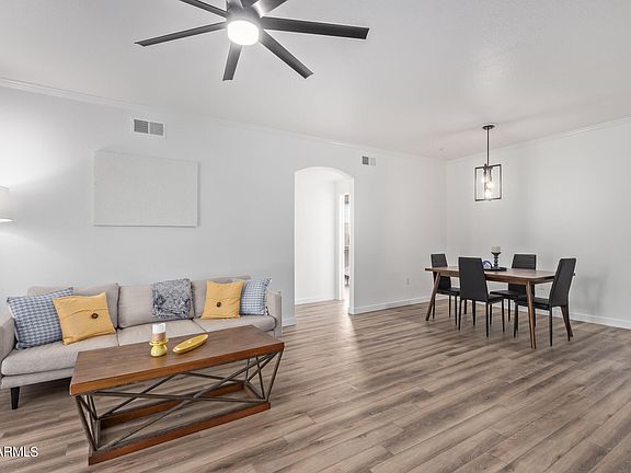 5th image of 5401 E VAN BUREN Street #3117