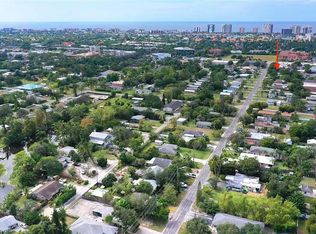 4004 12th St N, Naples, FL 34103