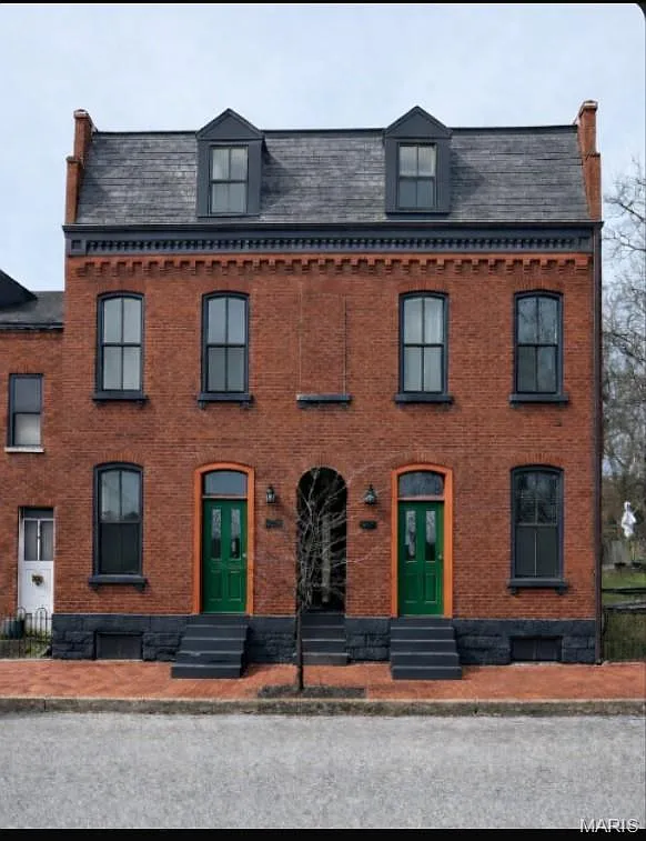 1 bed, 1.0 bath, 600 sqft, $1,345 — Photo 2