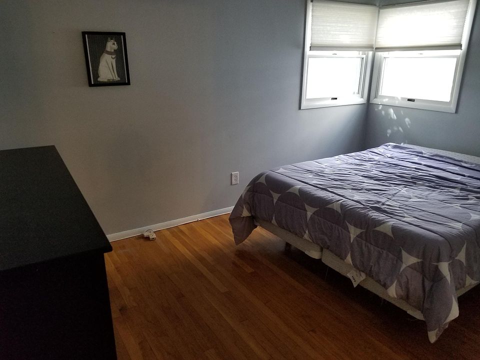 1st image of 38 Notre Dame Ave