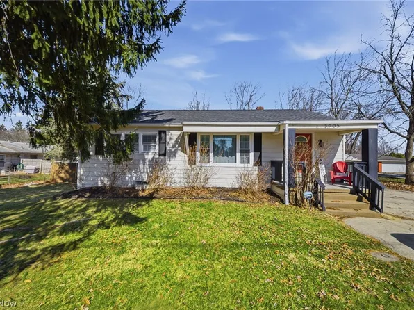 3905 Kent Rd, Stow, OH 44224